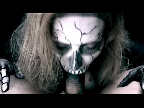 ❤️ Demon djevojka siše kurac svojim crnim ustima i guta spermu. ❤️ Porno fb na hr.tengkuangzhong.top ❤